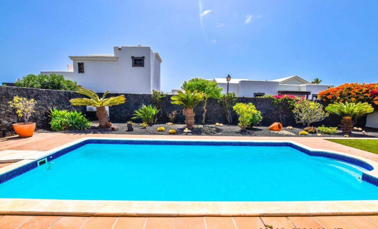 216 - Villa Helena by Villas Now Ltd Playa Blanca  Exterior foto